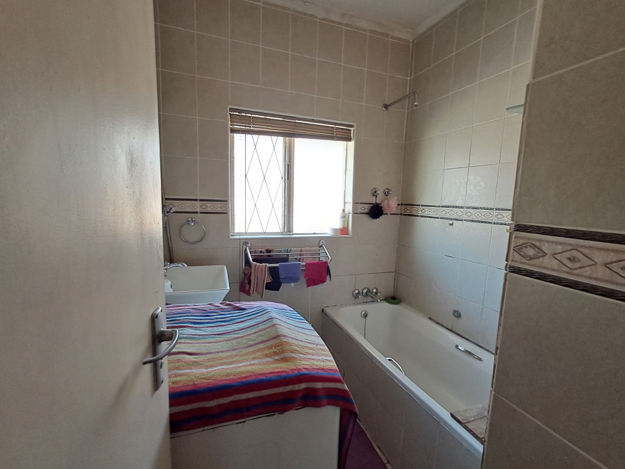 2 Bedroom Property for Sale in College Hill Eastern Cape